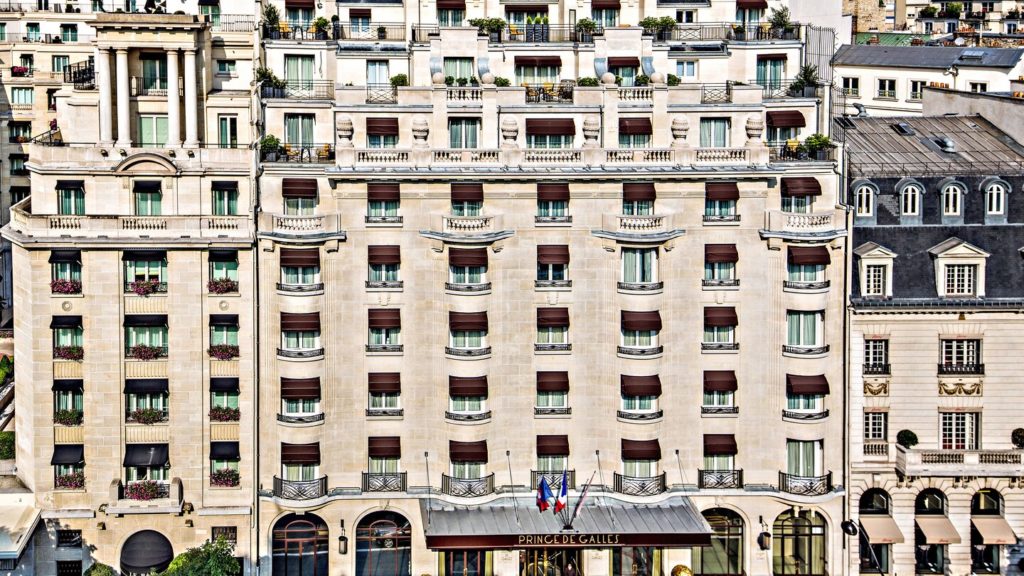 parlc-hotel-facade-5618-hor-wide parlc-hotel-facade-5618-hor-wide